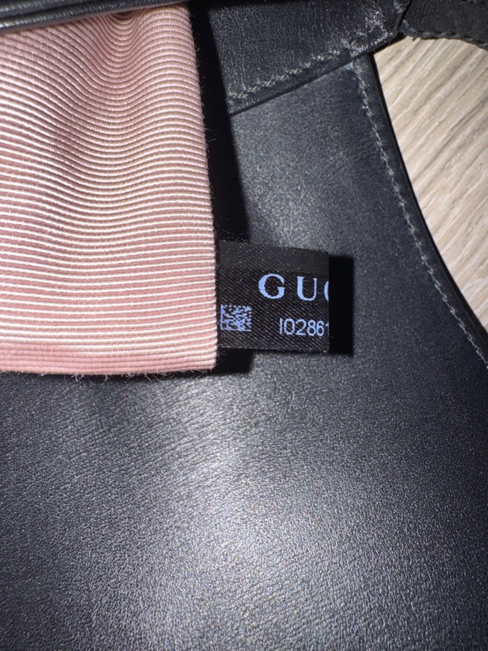 Gucci Arli Double GG Black Leather Shoulder/Crossbody Bag - Picture 14 of 15